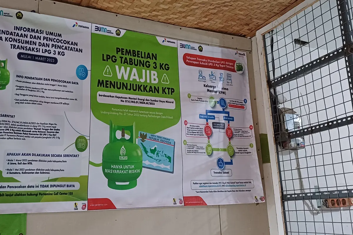 Kewajiban pembelian LPG 3 kg menggunakan KTP per 1 Januari 2024. Foto: Maulandy