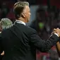 Louis van Gaal dan Anthony Martial (express.co.uk)