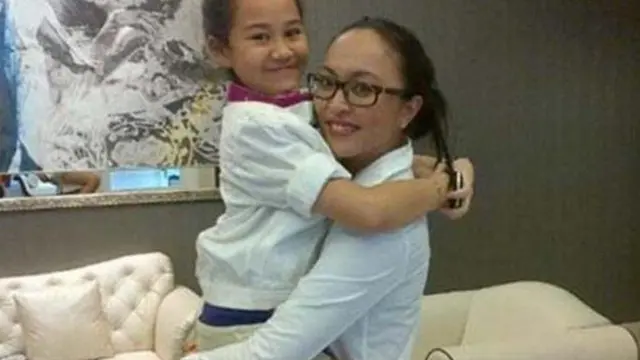 [Fimela] Angelina Sondakh dan Aaliyah Massaid