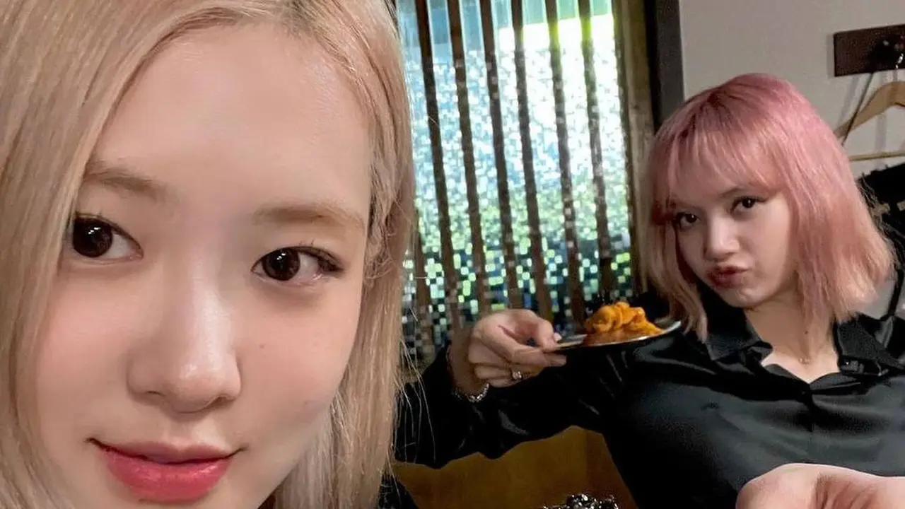 Rose dan Lisa BLACKPINK