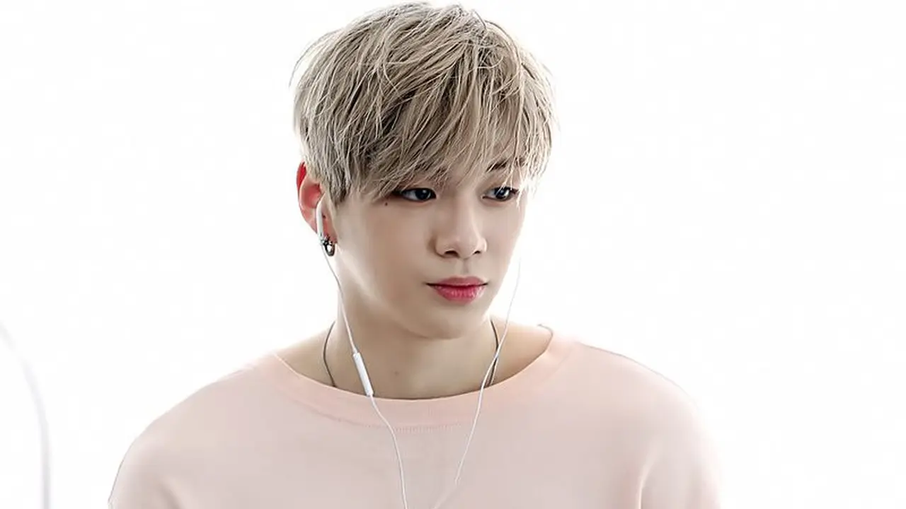 [Bintang] Ungkapan Bahagia Kang Daniel Tampil di MV Davichi