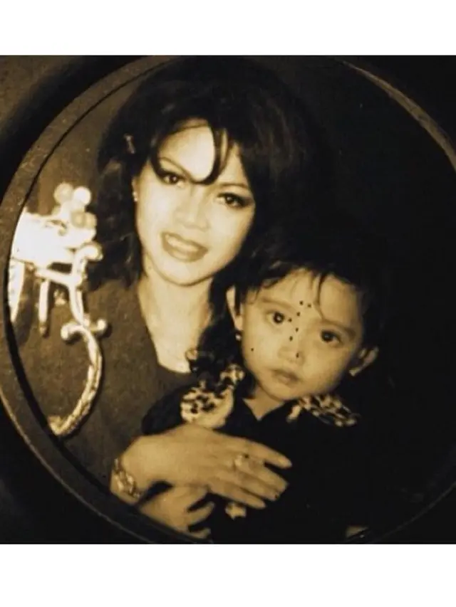 Unggahan Foto Jadi Sorotan, Ini 6 Potret Masa Kecil Rachel Vennya