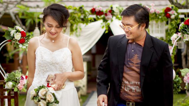 Anggota Selebriti Narsis