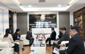 Menko Yusril menerima kunjungan Dubes Filipina. (istimewa)