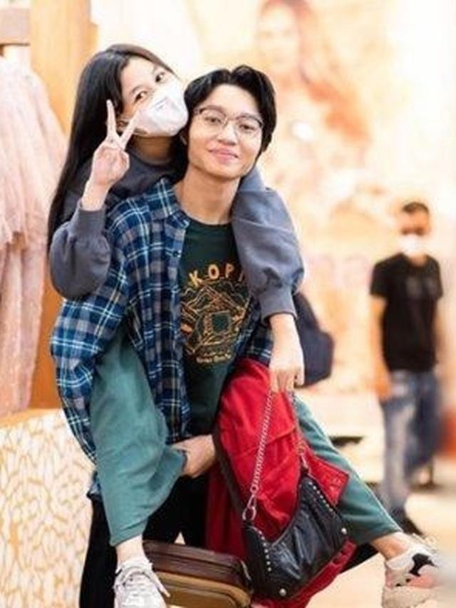 6 Potret Keakraban Kiesha Alvaro dan Nasha Anaya, Adik Kakak Kompak