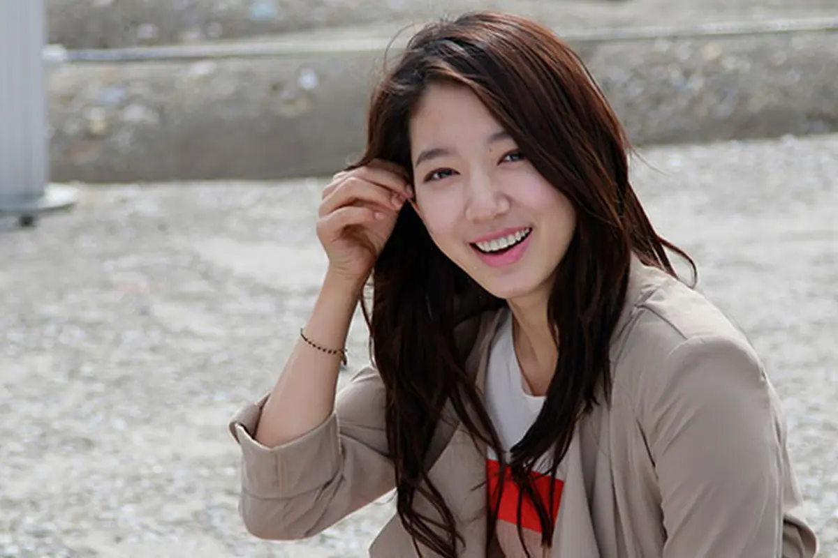 park-shin-hye-131218b.jpg