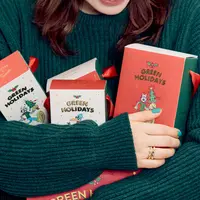 innisfree 2021 Green Holidays x Steven Harrington kembali hadir dengan beragam kemasan menarik.