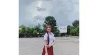Top 3 Surabaya: 6 Gaya Nella Kharisma Pakai Baju Sekolah Jadi Sorotan