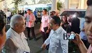 Momen Hangat Bahlil dan Pak Bas Pelukan Usai Sidang Kabinet