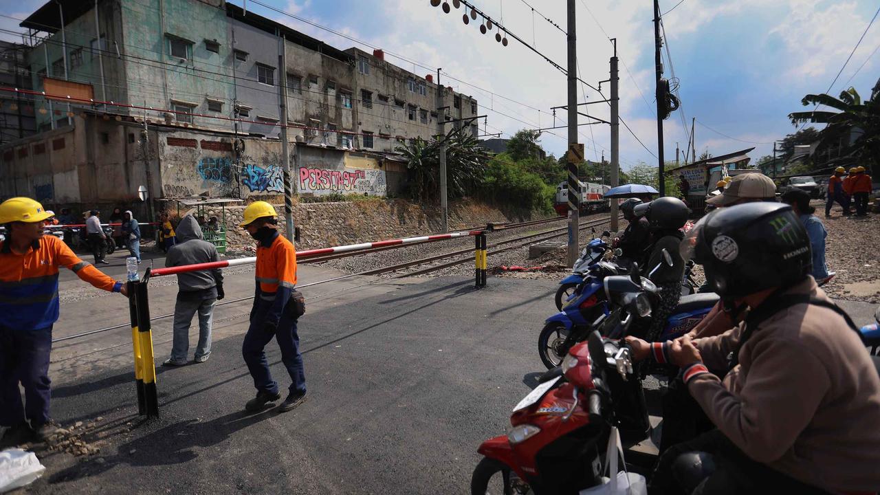 KAI Masih Batasi Kecepatan Kereta di Lintas Bekasi-Cikarang