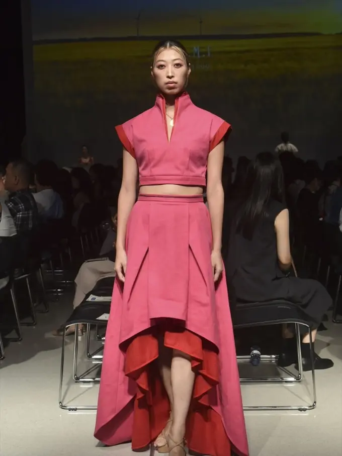 Foto runaway  Rakuten Fashion Week SS2024