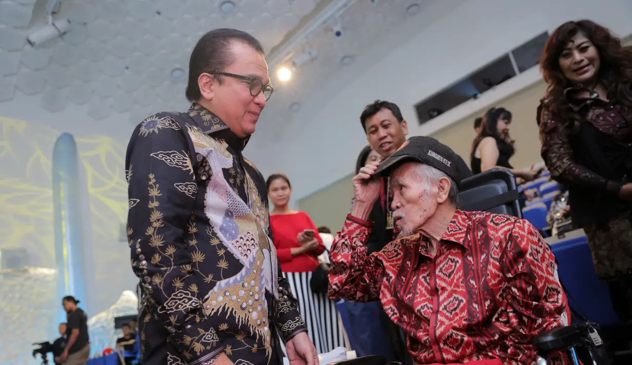 Malam Anugerah Bakti Musik Indonesia memberikan penghargaan kepada 4 insan film yang masih aktif dan kontributif di industri musik. (Adrian Putra/Bintang.com)