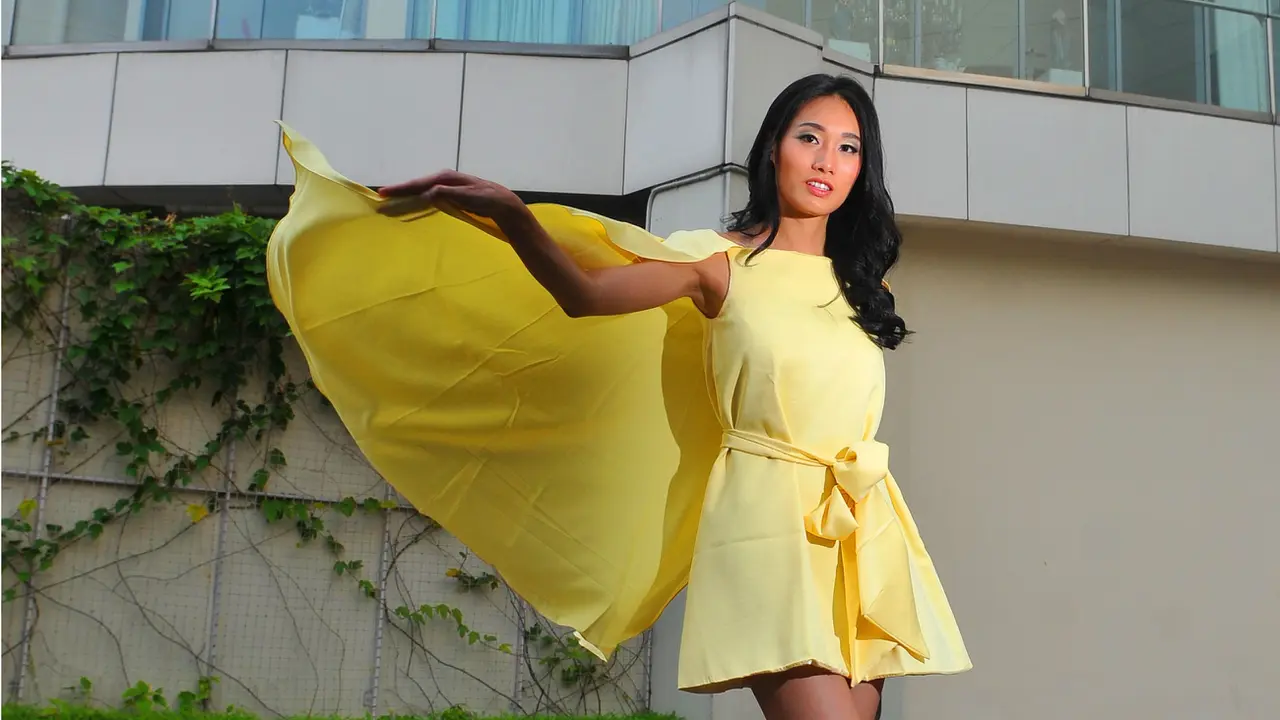 Fashion Spread - Jolie Clothing 0715