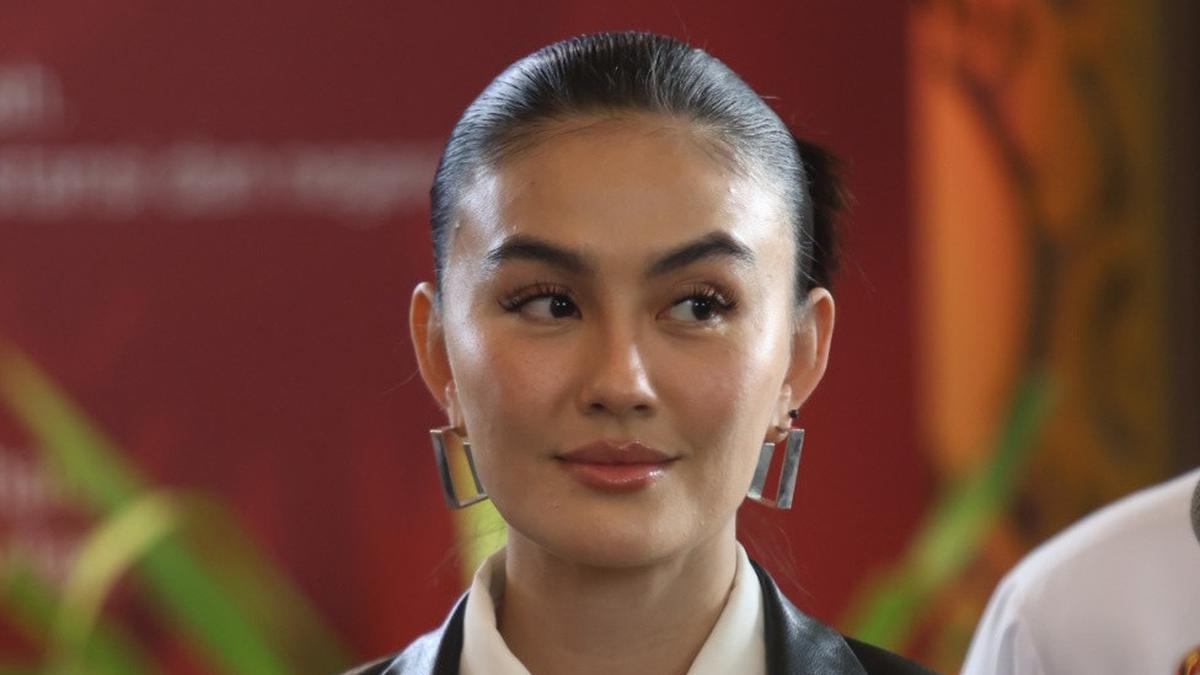 Agnez Mo dan Anggun Tampil Perdana di First Look Reacher Season 4, Jadi Ibu dan Anak