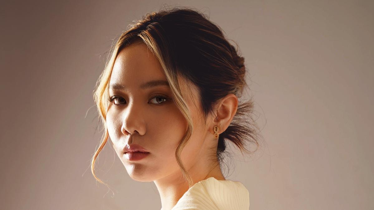 Penyanyi Eileen Pandjaitan Rekam Lagu Shooting Star, Soal Rasa Kehilangan yang Belum Tuntas