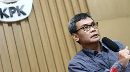 Selain mengamankan Yasin, KPK menangkap kepala dinas Kabupaten Bogor, Muhammad Zairin, dan seorang pihak swasta berinisial FXY di Sentul, Bogor, Rabu (7/5/2014) (Liputan6.com/Faizal Fanani).