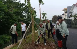 Jakarta Barat Tanam 448 Pohon pada Semester I 2026
