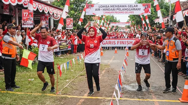 Cara Menang Lomba Membawa Gelas Berisi Air Sampai Garis Finis