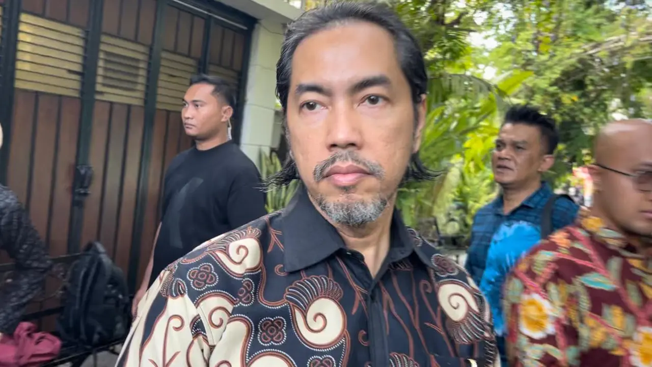 Pengacara kondang Sunan Kalijaga. (Merdeka.com/Arie Sunaryo)