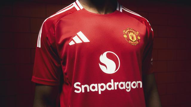 Jersey Baru MU