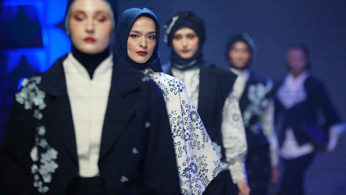 Jakarta Muslim Fashion Week Promosikan Busana Santun Indonesia ke Pasar Global
