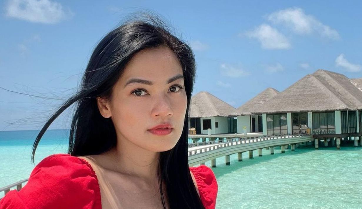 <p>Titi Kamal liburan ke Maldives (Instagram/titi_kamall)</p>