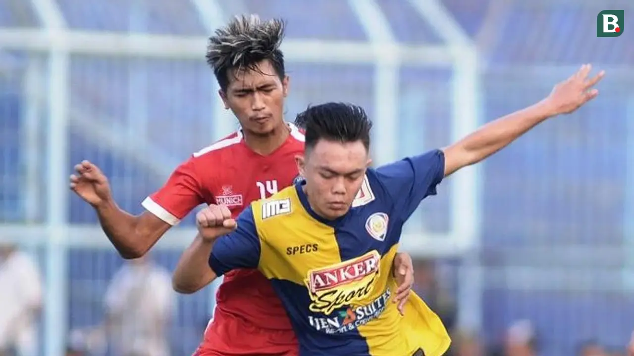 Arema FC, Vikrian Akbar dan Jayus Hariono