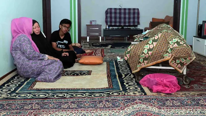 [Bintang] Jenazah Eko DJ