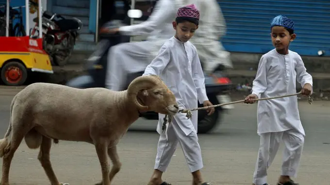 Meski Tak Berpunya, Mereka Bisa Berkurban Pada Idul Adha