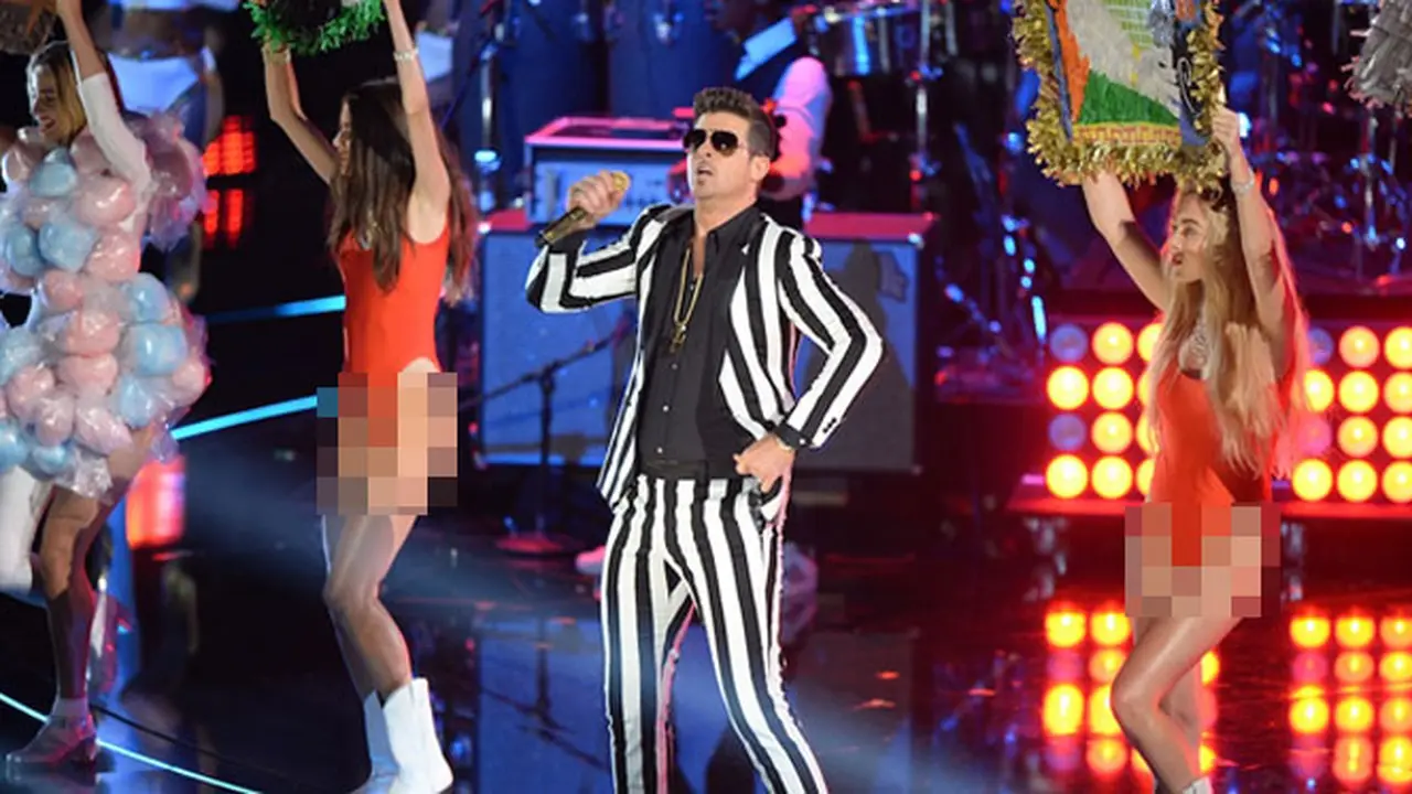 mtv-ema-131111b.jpg