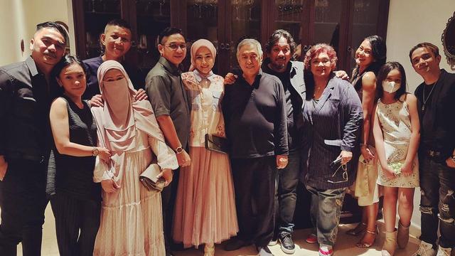 Personel Ungu Band Silaturahmi Bersama Para Istri