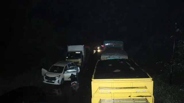 Kemacetan Akibat Membuldaknya Truk Angkutan Batubara