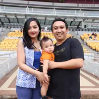 Akhir bulan Maret lalu, pesinetron dan presenter Augie Fantinus menjalani perawatan di rumah sakit lantaran menderita pengentalan darah. (Andy Masela/Bintang.com)