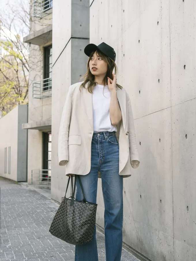 perempuan fashionable