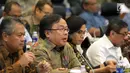 Menteri PPN/Kepala Bappenas Bambang Brodjonegoro bersama Menteri Keuangan Sri Mulyani, Menkumham Yasonna Laoly, dan Gubernur Bank Indonesia (BI) Perry Warjiyo saat rapat kerja dengan Banggar DPR, Jakarta, Selasa (4/9). (Liputan6.com/JohanTallo)