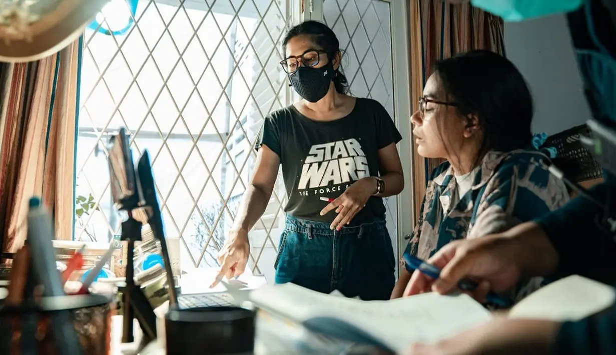 Dian Sastrowardoyo (Instagram/therealdisastr)