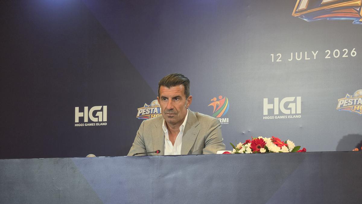Datang ke Jakarta, Luis Figo Berikan Prediksi Soal Pemenang Piala Dunia 2026