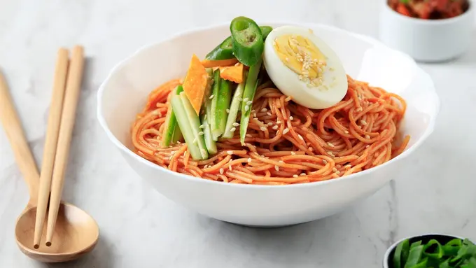 Bibim Guksu