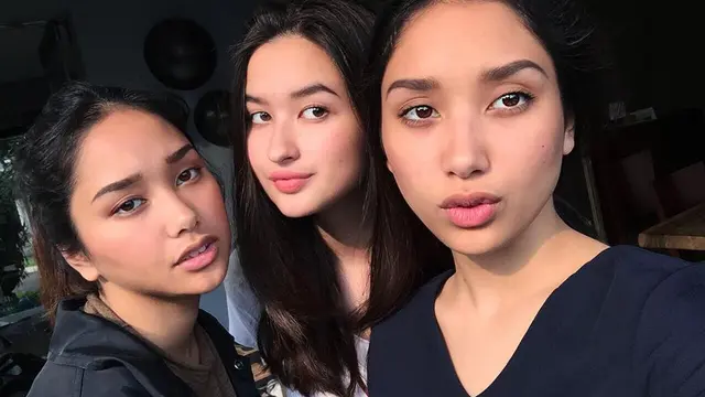 [Bintang] Salwa Muchtar, Stephanie Dougharty, dan Salma Muchtar