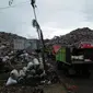 Kota Makassar menghasilkan 700-800 ton sampah per hari.