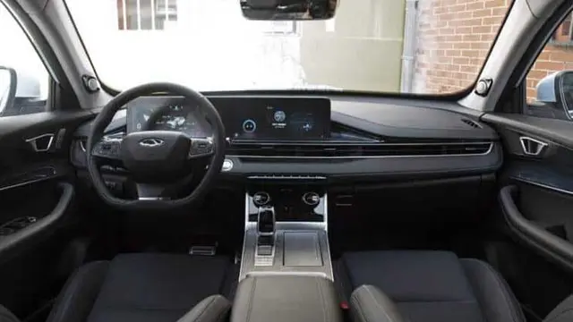 Chery Tiggo 7 Plus menghadirkan fitur dan interior yang modern (CarNewsChina)