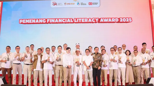 Kembali Cetak Prestasi Gemilang, Pegadaian Raih Penghargaan OJK Financial Literacy Award 2025