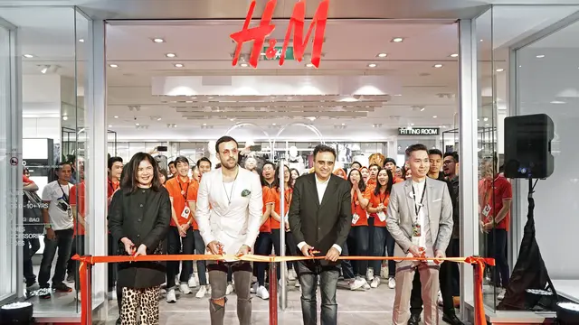 Bantu masyarakat di Palu, H&M buka gerai terbaru di Plaza Indonesia
