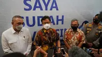 Menteri Kesehatan RI Budi Gunadi Sadikin meninjau vaksinasi COVID-19 di Mal Ciputra Tangerang pada Sabtu, 27 Maret 2021. (Dok Kementerian Kesehatan RI)