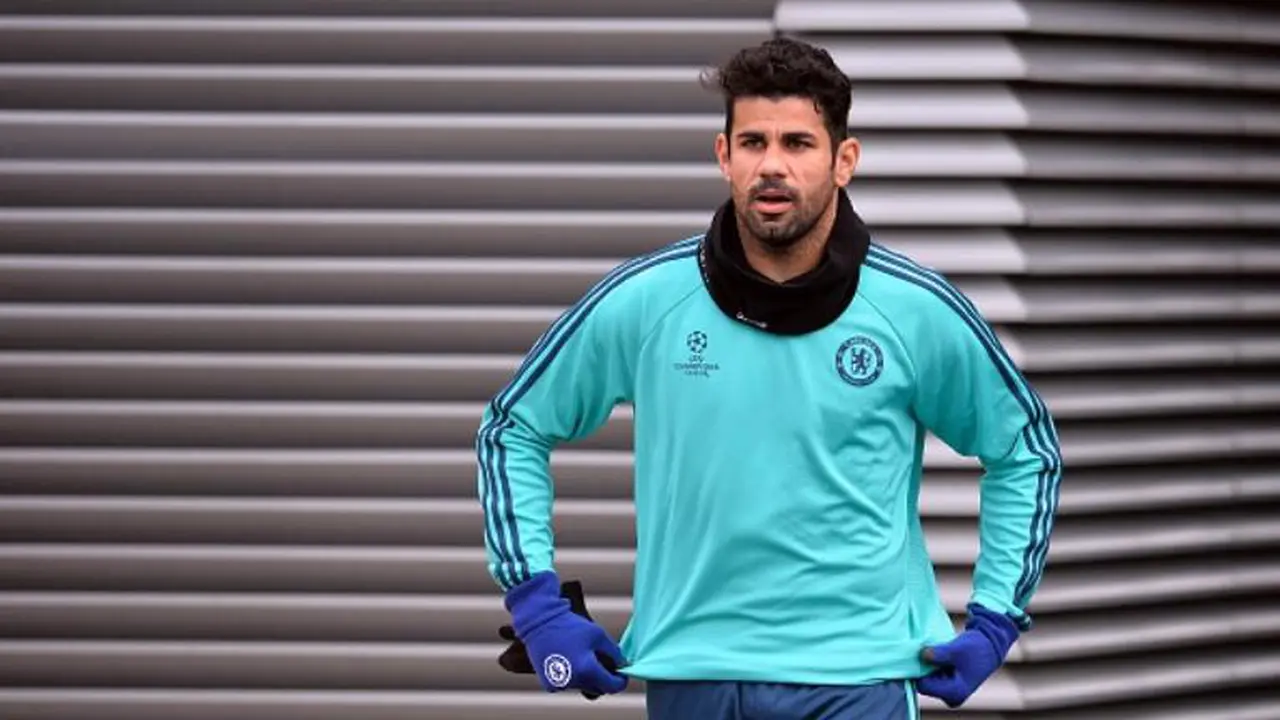 Costa dan Matic Menuju Pintu Keluar Chelsea