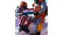 Malavath Poorna bersama Anand Kumar berpose di puncak Everest (8.848 mdpl) pada 25 Mei 2014 lalu. (AFP PHOTO/SOCIAL WELFARE RESIDENTIAL EDUCATIONAL INSTITUTIONS SOCIETY)