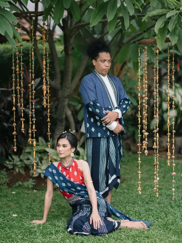 Baru Diposting, Ini 7 Prewedding Romantis Indah Permatasari dan Arie Kriting