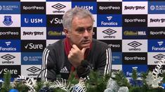 Berita video komentar pedas Manajer Manchester United, Jose Mourinho, untuk Paul Scholes. This video presented by BallBall.