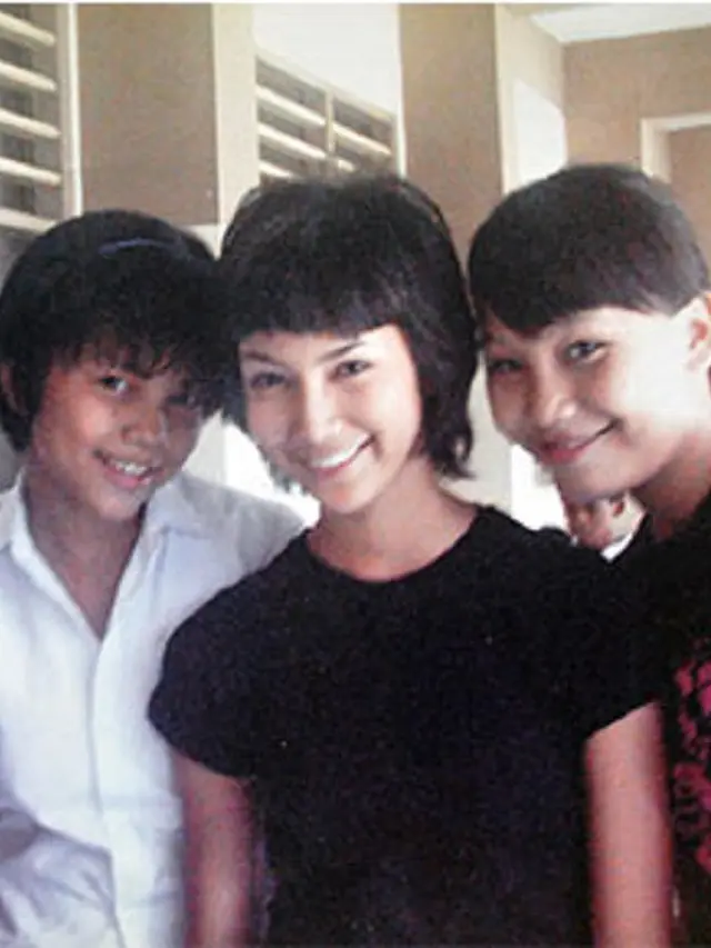 6 Foto Aulia Sarah saat Awal Karier, Pemeran Badarawuhi KKN di Desa Penari
