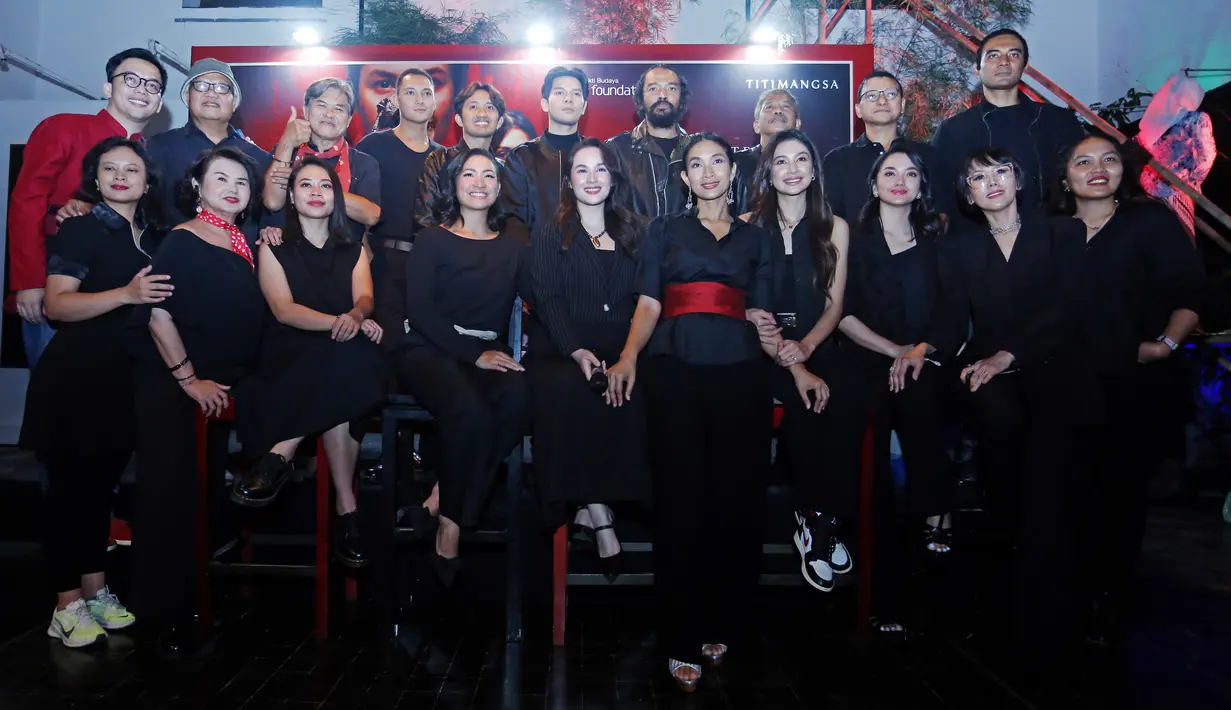 Renitasari Adrian selaku Program Director dari Bakti Budaya Djarum Foundation mengatakan. “Legenda urban bagian yang tak terpisahkan dari budaya kita,dan Titimangsa menghidupkan kembali Si Manis Jembatan Ancol di masa kini.” [Bambang E Ros/Fimela.com]